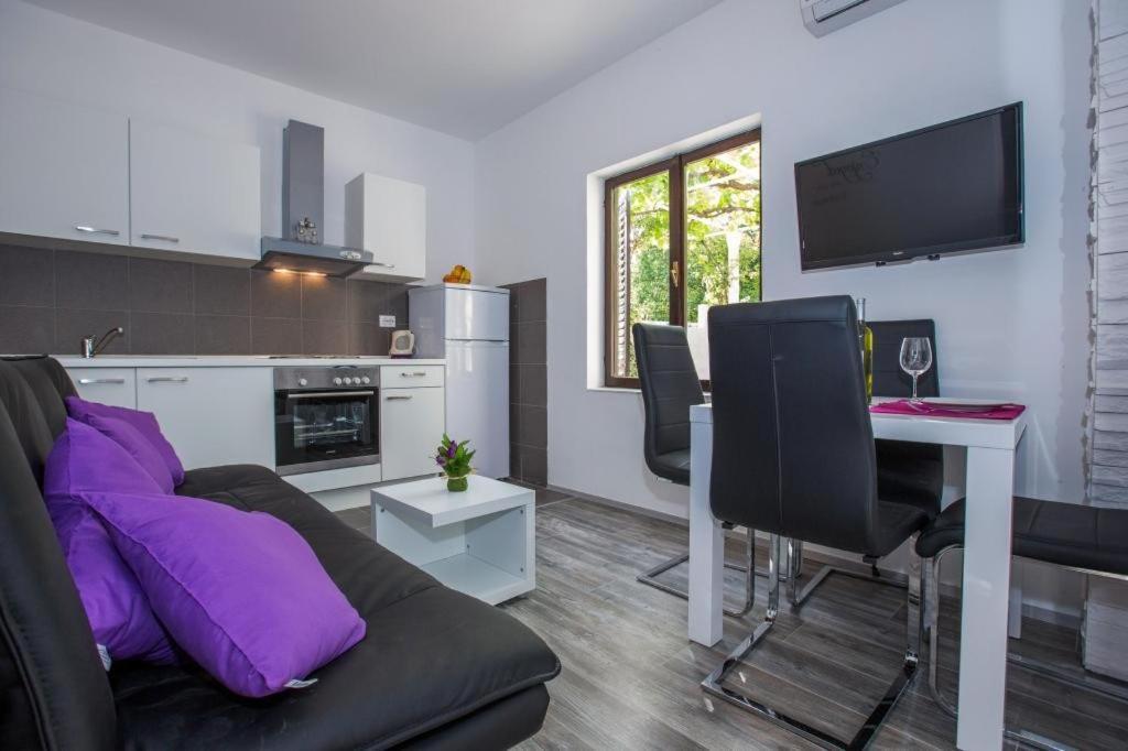 Apartments Villa Roza Mokošica Екстериор снимка